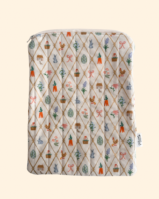 Gold Spring Booksleeve